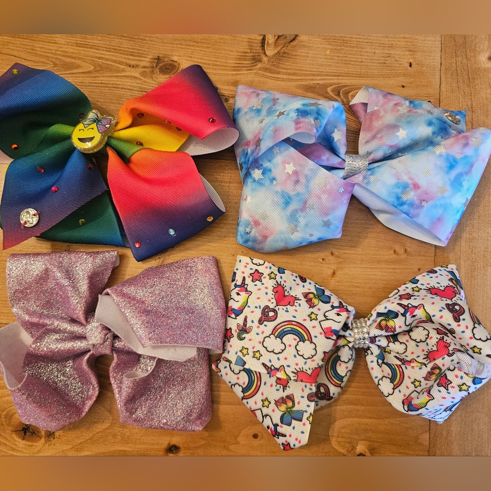 Jojo Siwa lot of 4